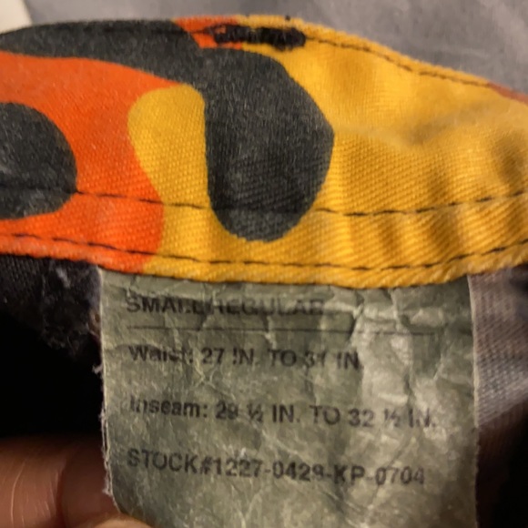 Multicoloured Zumiez joggers - Picture 2 of 2